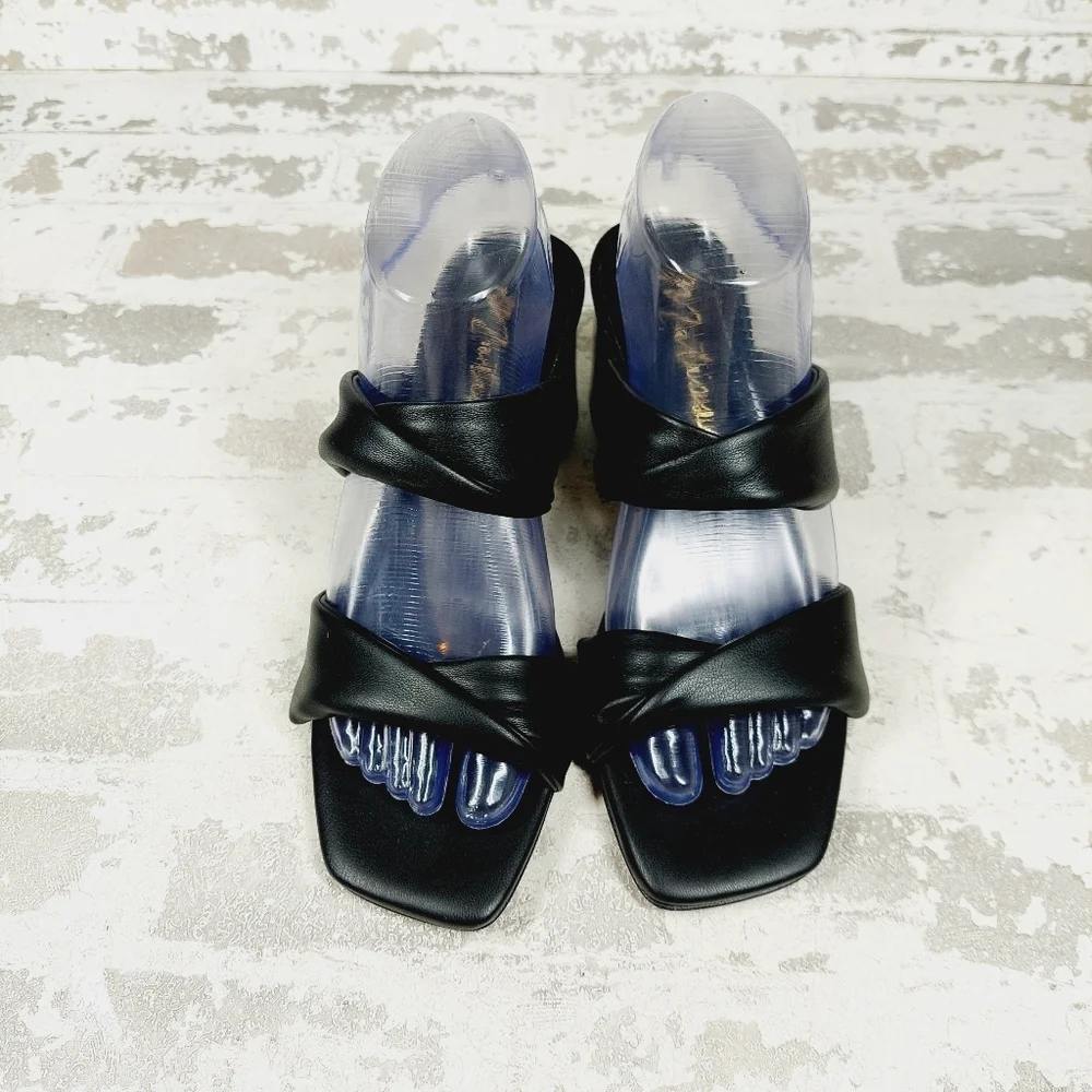 NEW Matisse Carmella Black Leather Slip On Block Heeled Sandals K276